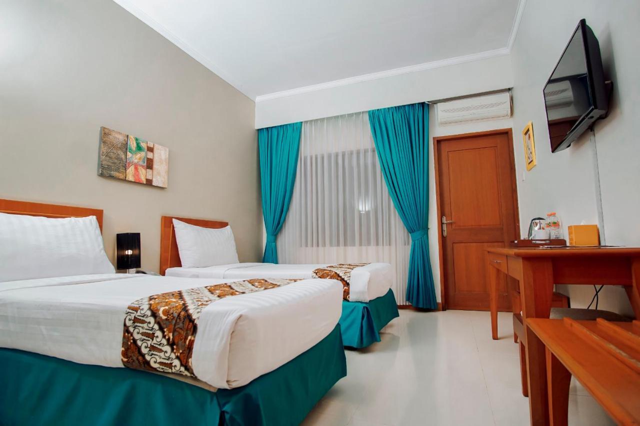 Hotel Emersia Malioboro 3*