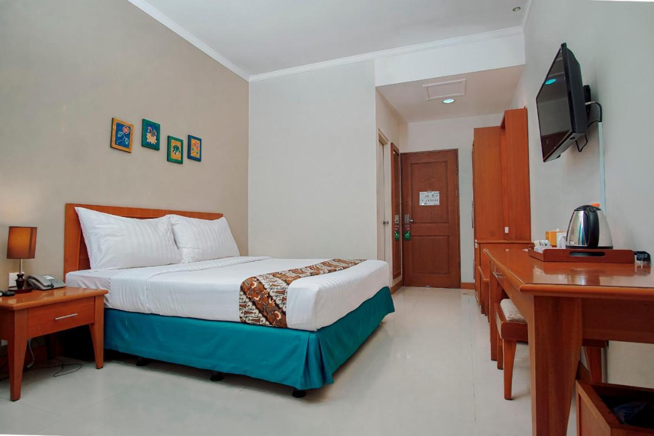 Hotel Emersia Malioboro 3*